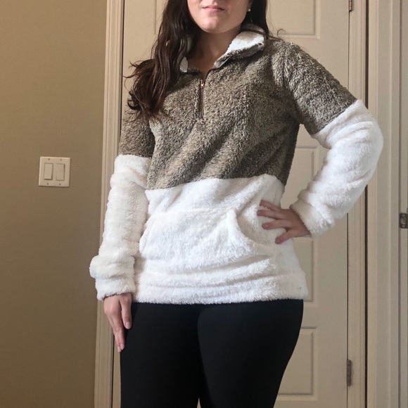 Khaki & Cream Two Tone Sherpa 1/4 Zip Pullover - Picture 3 of 8